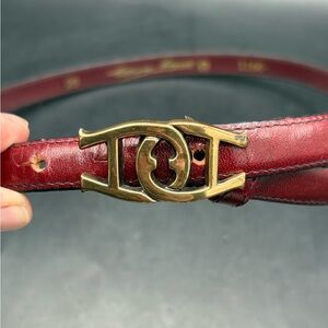 VTG ETIENNE AIGNER Belt Women’s Sz 28 Oxblood Leather Gold Tone Signature Buckle